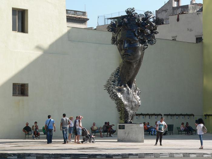 « Primavera », sculpture de Rafael Miranda San Juan (Cuba).