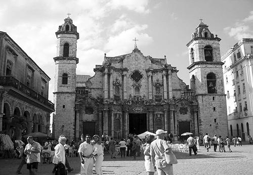 La cathédrale et sa place, l’une des icônes de la ville.