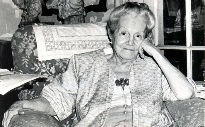 Il y a 25 ans, la grande dame des lettres cubaines Dulce Maria Loynaz fut la deuxième femme et la première Latino-américaine à se voir décerner le Prix Cervantès, après l’Espagnole Maria Zambrano.