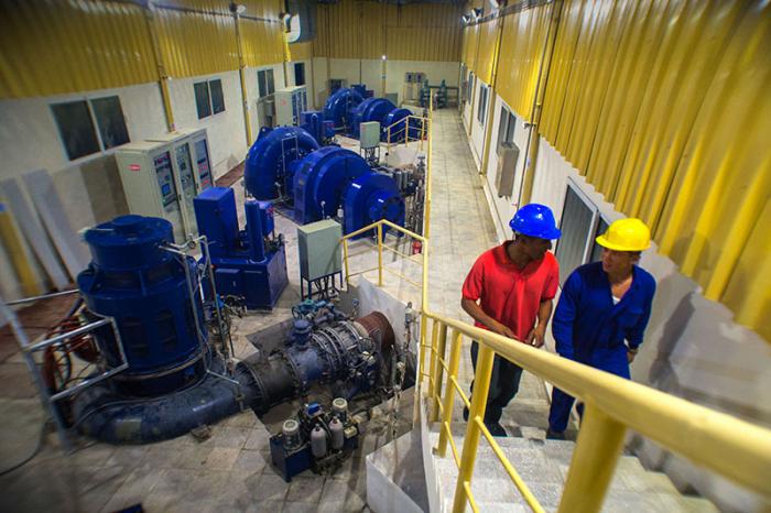 Cette année, une deuxième petite centrale hydroélectrique sera mise en service au barrage de Mayari.