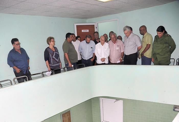 Au siège de l'Institut médico-légal, ils ont été témoins du difficile travail d'identification des corps.