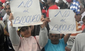 Marcha del pueblo cubano en contra del bloqueo .